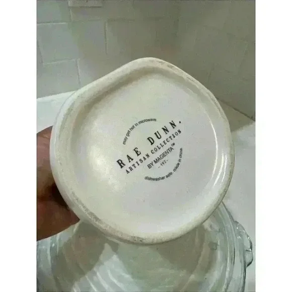 Rae Dunn, Magenta, 20 oz Capacity Collector's Mug "You Can"!! - Picture 11 of 13